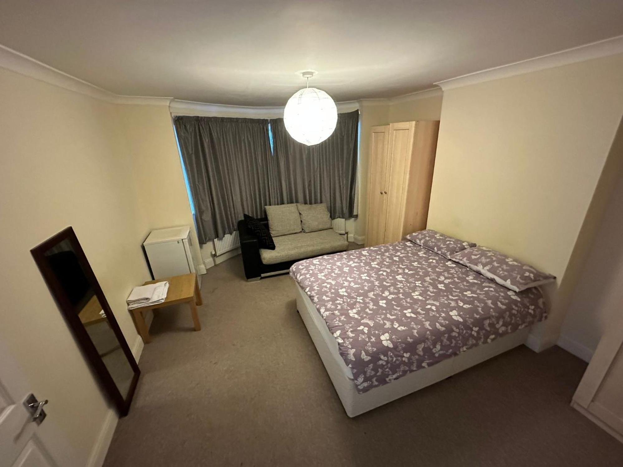 House Dollis Hill Apartment London Bagian luar foto