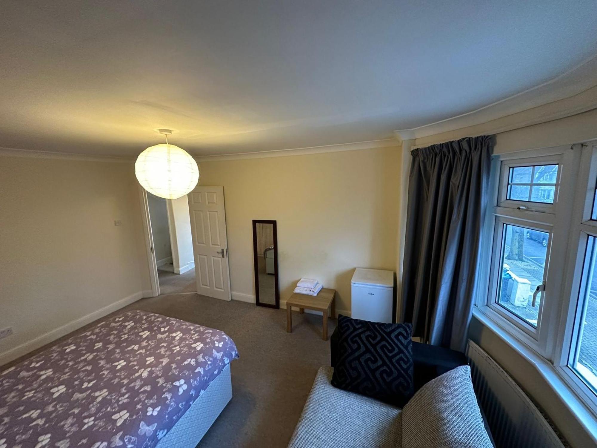 House Dollis Hill Apartment London Bagian luar foto
